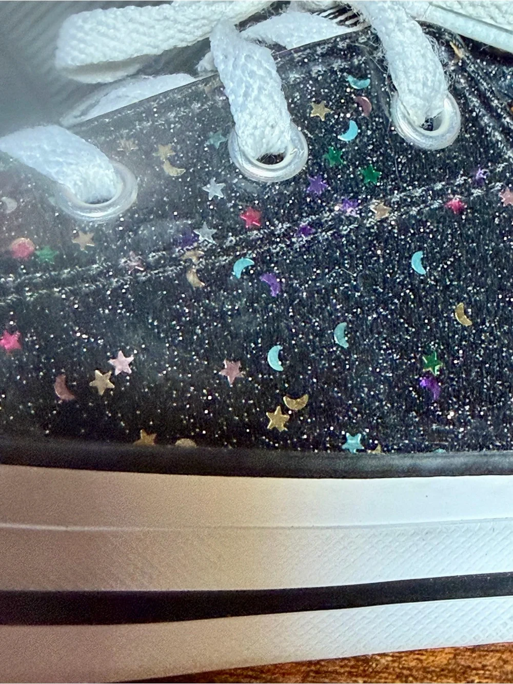 Young Girl Glitter Converse All-Stars Girl Size 2